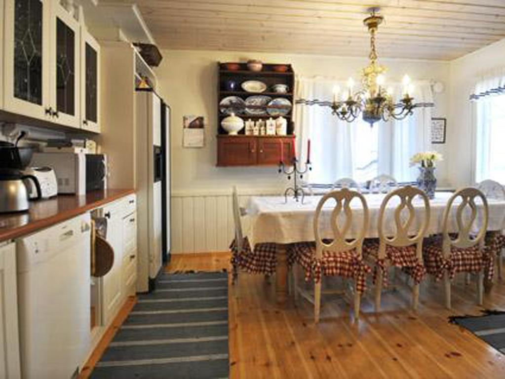 Villa Lövkulla Loparo Rum bild